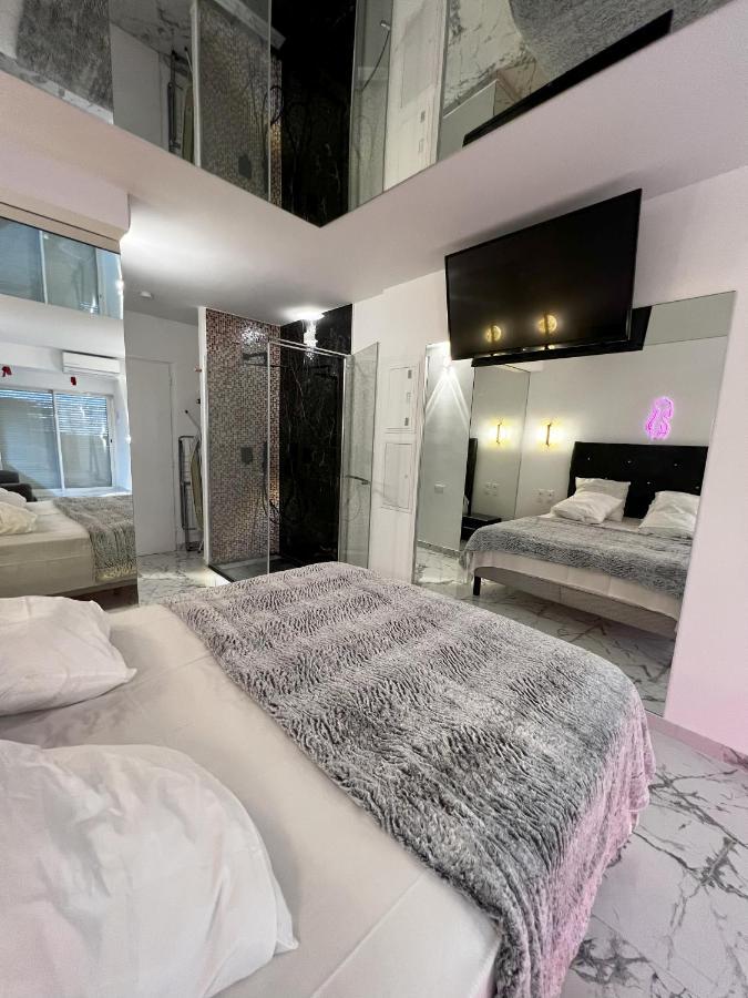 Fetish Apartment